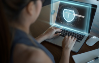 NIS2 kyber- ja tietoturvallisuusdirektiivi uudistuu ja edellyttää yrityksiltä entistä parempia tietoturvakäytäntöjä.